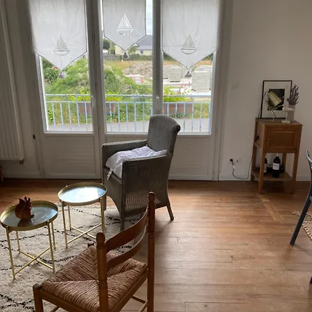 La Maison Bleue Vacance Et Jardin, La A 550 M Hébergement de vacances